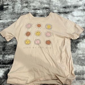 Over sized American eagle graphic